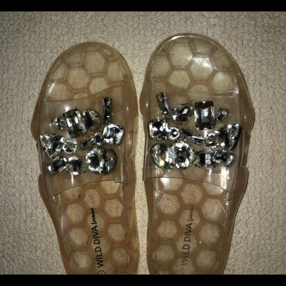 Flats - Picture 4 of 4